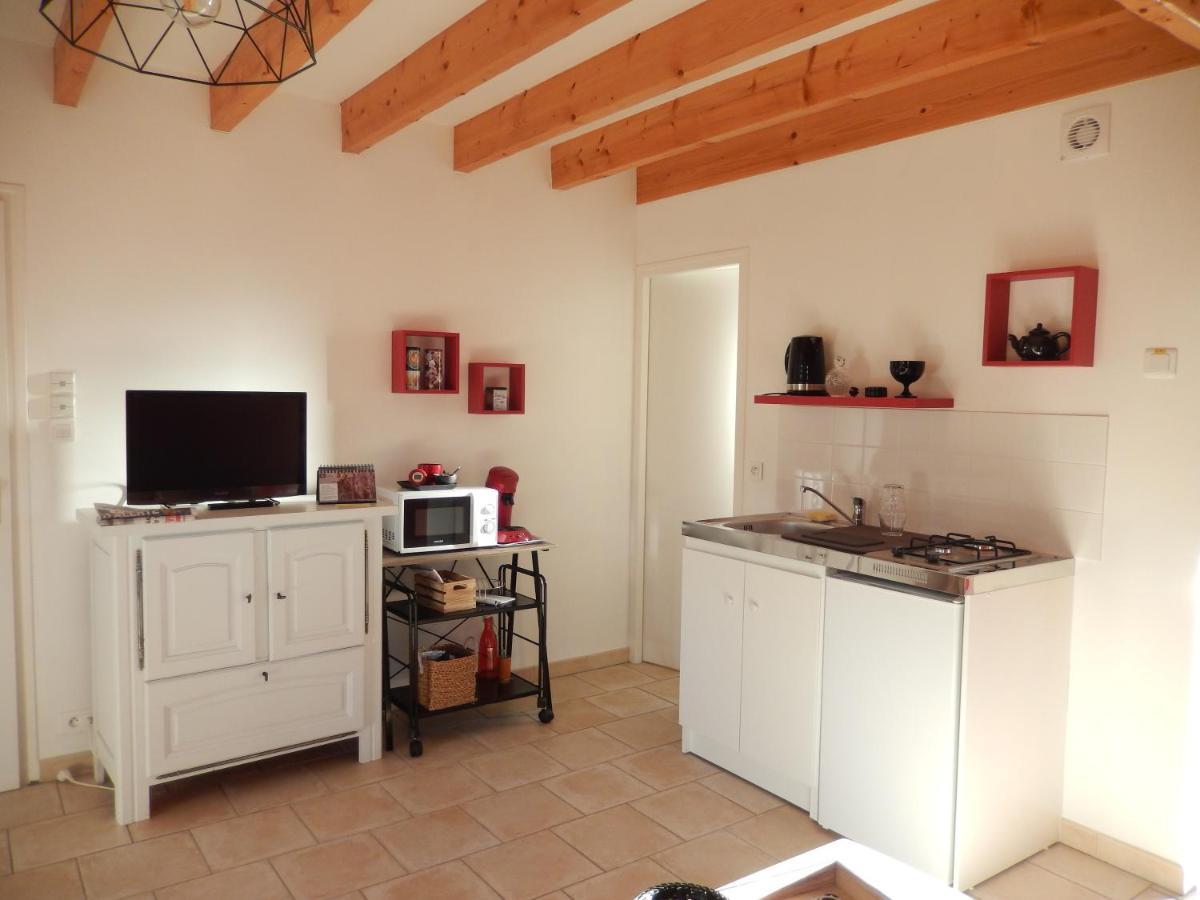 Studio Appart' Les Jards Bressuire Exterior photo